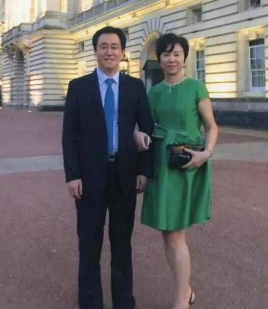 此次与定档海报同期发布的剧照也再次展现了该影片强大的演员阵容，陈伟霆、屈楚萧、王丽坤、沈月、王紫璇、王悦伊等演员倾情加盟出演，他们之间的关系同样扑朔迷离，角色阵营深不可测